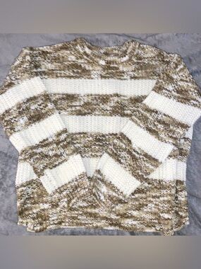 SO Chenille Striped Crew Neck Sweater size large
